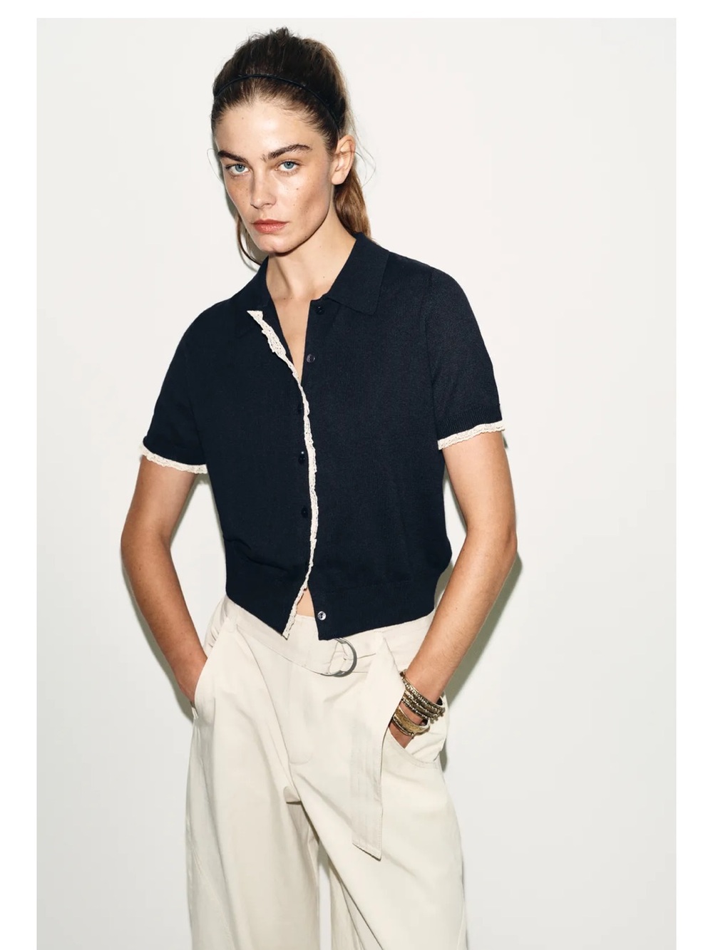 Zara short sleeve knit cardigan with lace trim